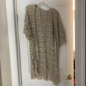 Never worn American eagle short sleeve cardigan